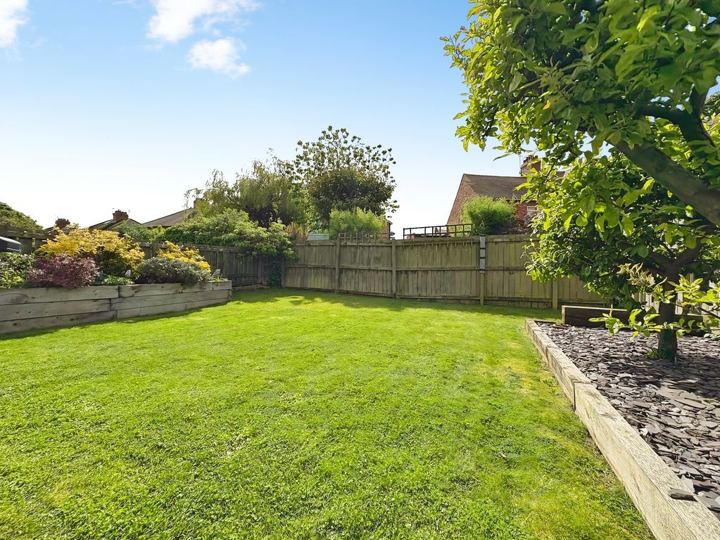 Property photo 2 of 15 Photo 11