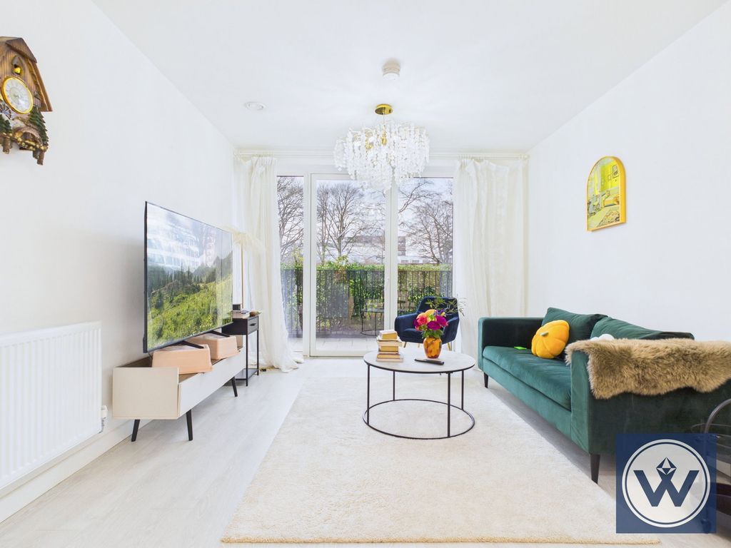 Property photo 2 of 20