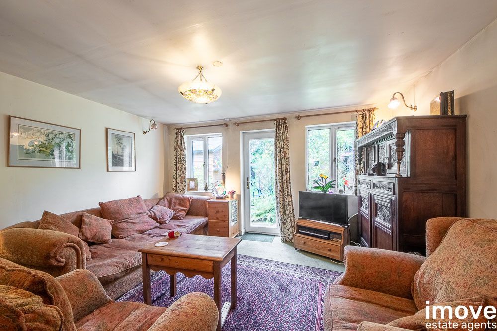 Property photo 2 of 18