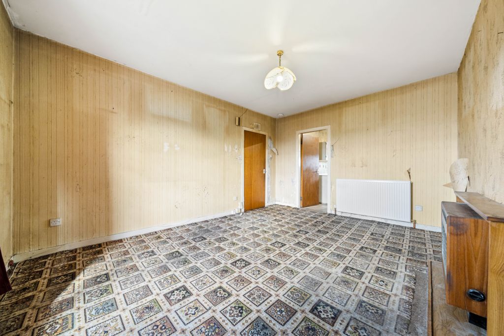 Property photo 3 of 21 Dsc04047