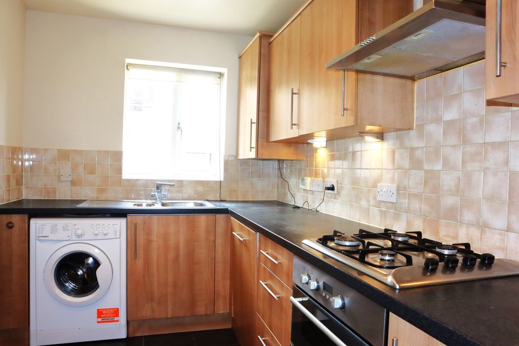 Property photo 2 of 15 Kitchen