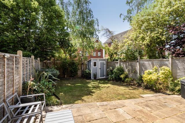 Property photo 3 of 6 Garden