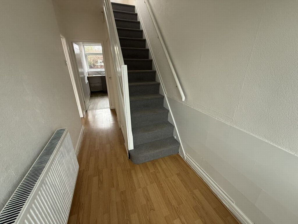 Property photo 2 of 10 Photo 2