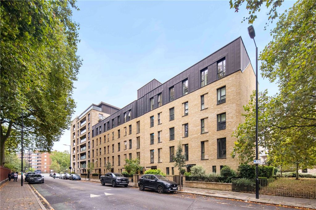 Property photo 3 of 31 Exterior