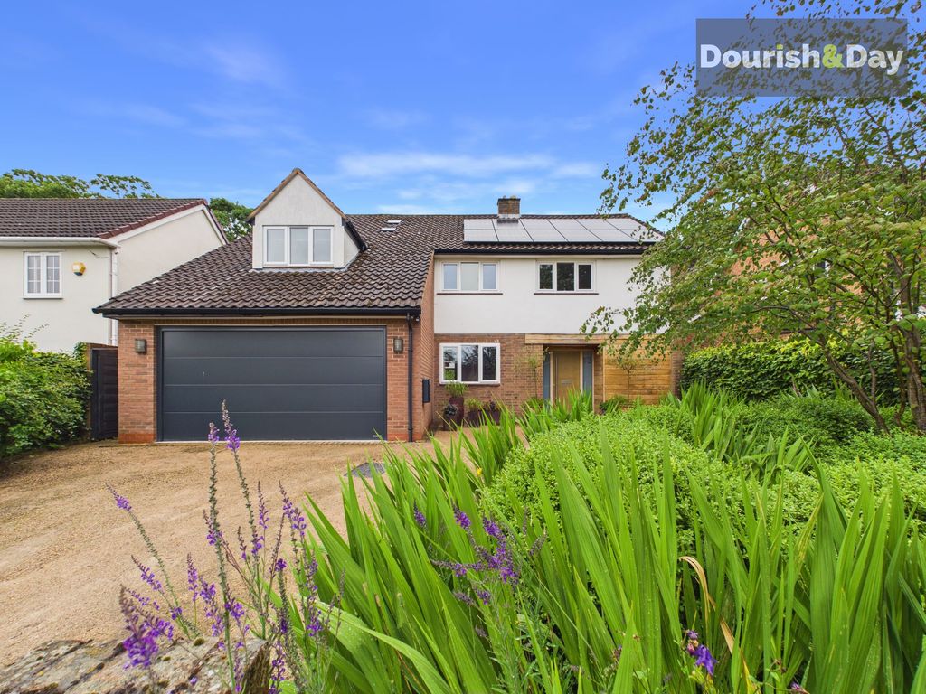 Property photo 1 of 59