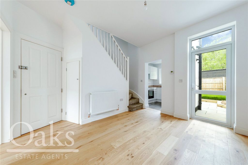 Property photo 3 of 8 Picture No. 05