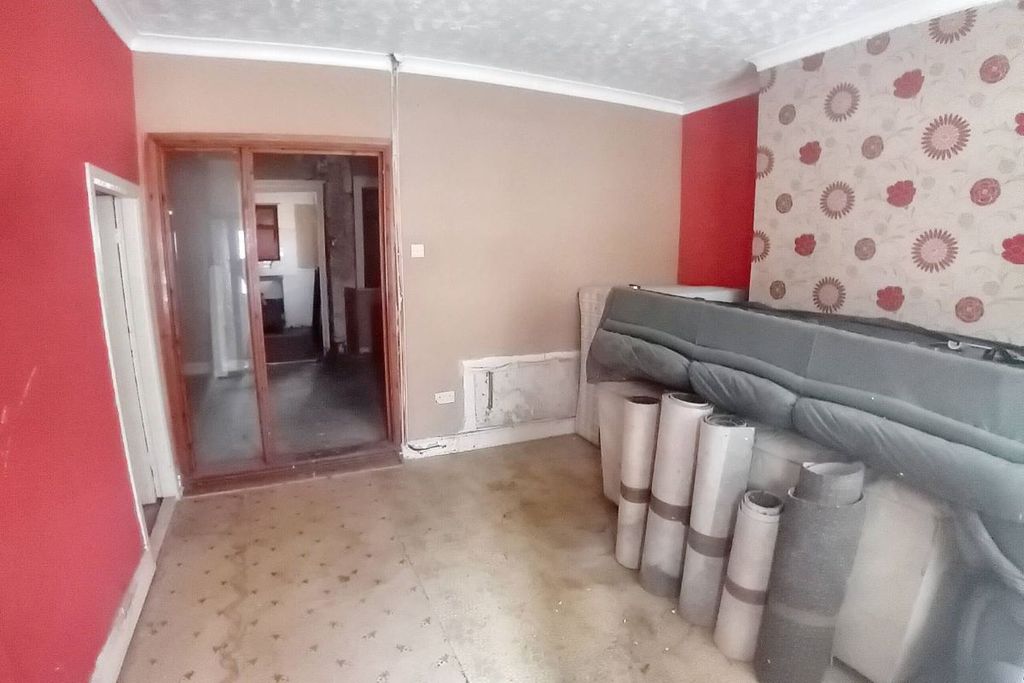 Property photo 2 of 3 Image 2