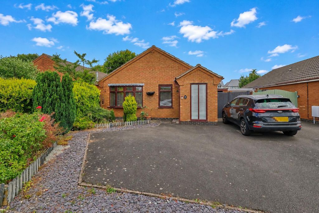 Property photo 1 of 12 Front.Png