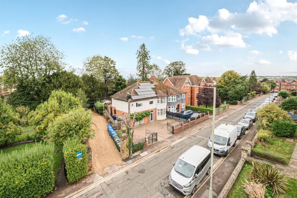 Property photo 1 of 23 External View