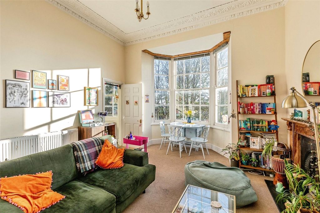 Property photo 3 of 7 Picture No. 09