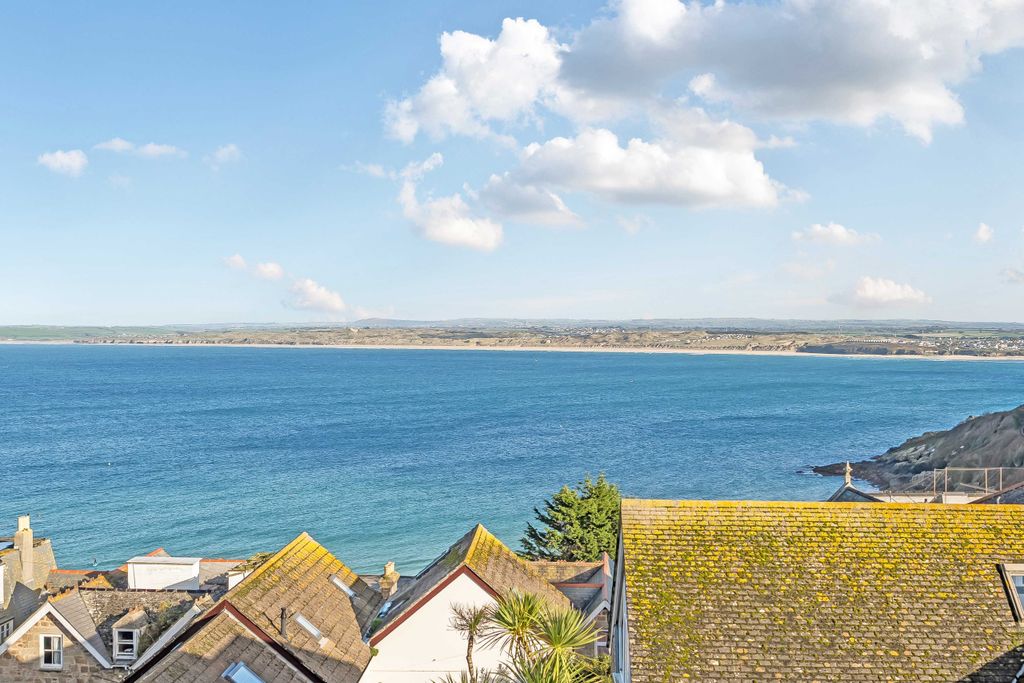 Property photo 2 of 14 Photo 2