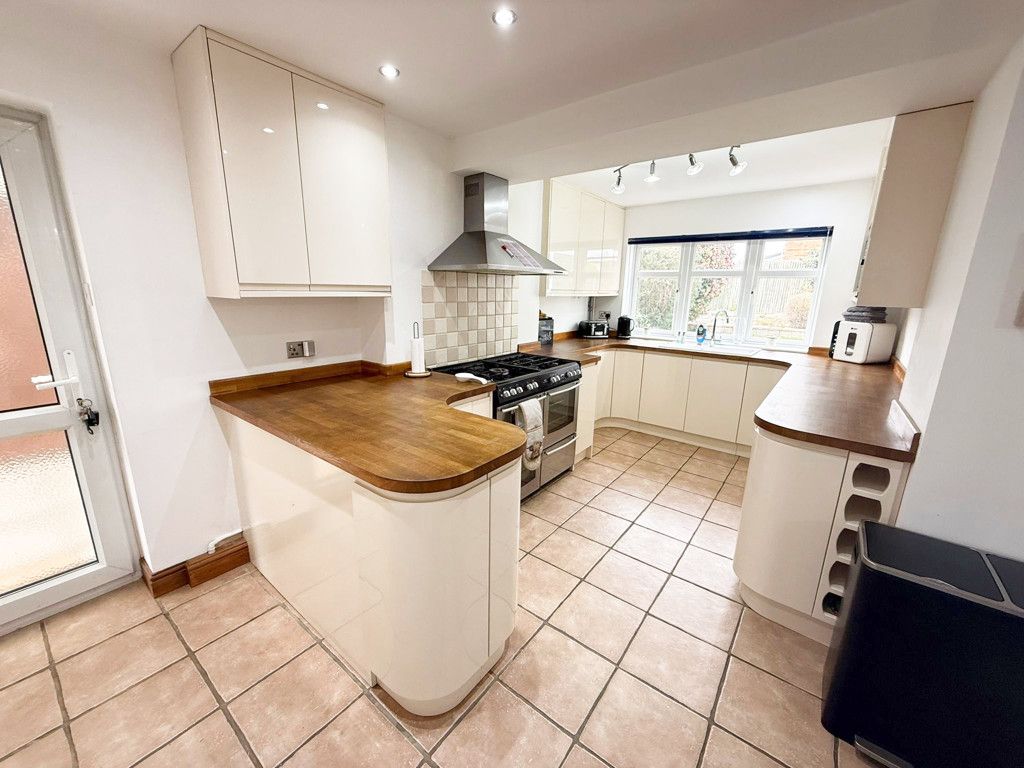 Property photo 3 of 19 Photo 15