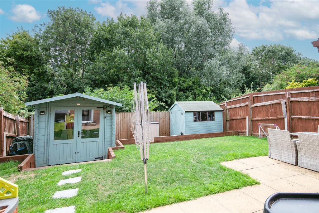 Property photo 2 of 23 Dsc_1616.Gif