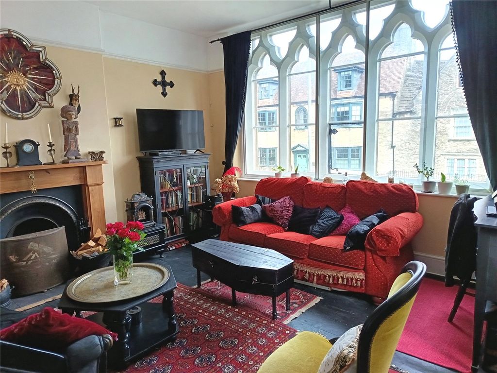 Property photo 3 of 21 Picture No. 28