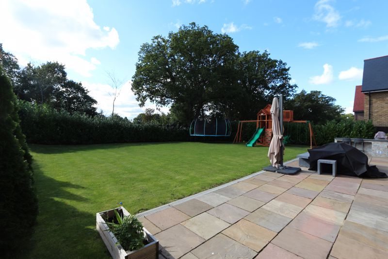 Property photo 3 of 32 Photo 33