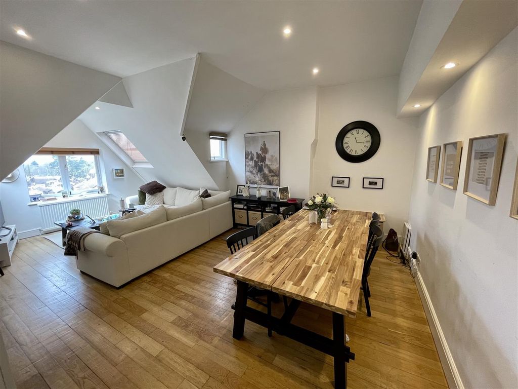 Property photo 1 of 9 Image00006.Jpeg