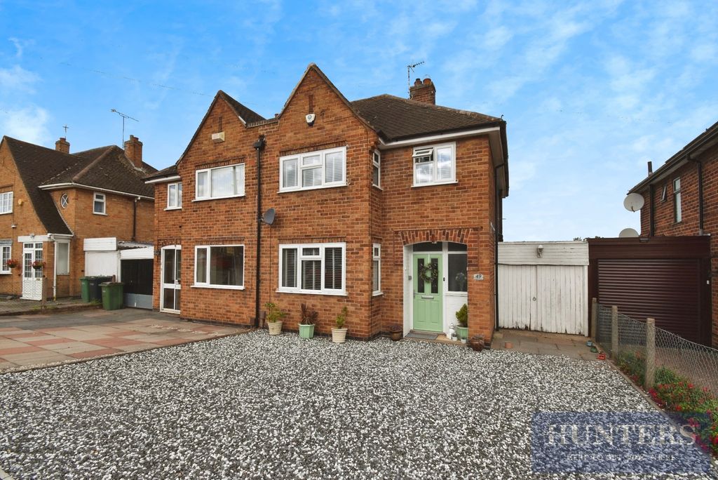 Property photo 1 of 16 Outside Front
