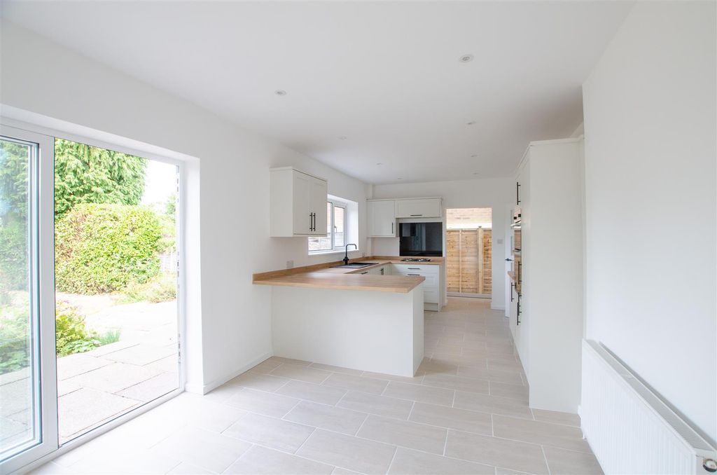 Property photo 3 of 13 88 Longdon -Kitchen2.Jpg