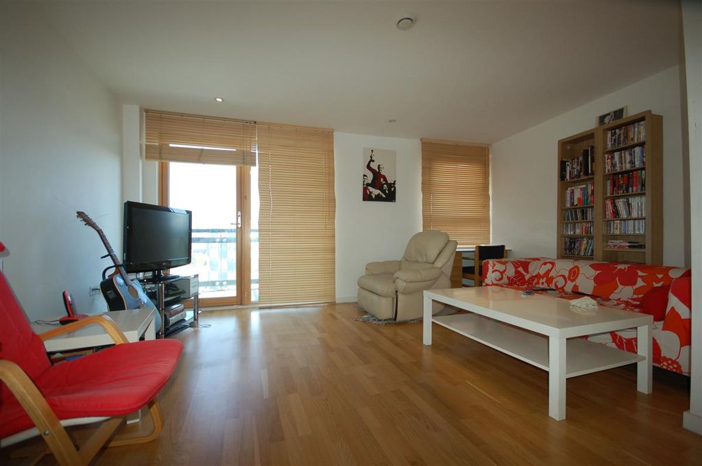 Property photo 2 of 5