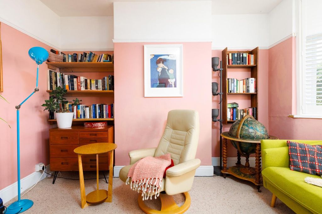 Property photo 1 of 33 6 Everest Road-22.Jpg
