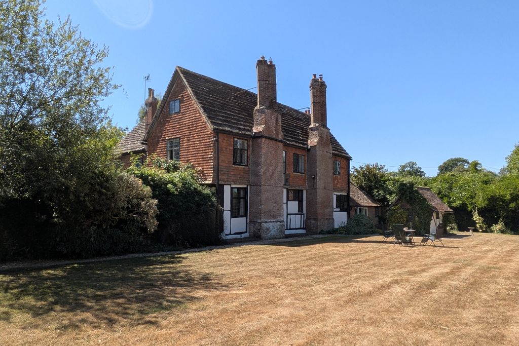 Property photo 3 of 36