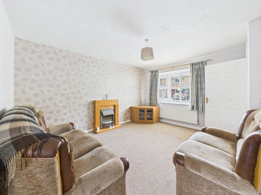 Property photo 3 of 10 Cam04899G0-Pr0143-Still003.Jpg