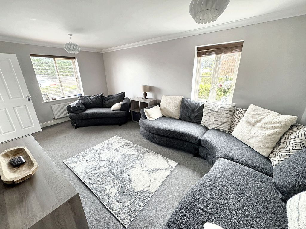 Property photo 2 of 22