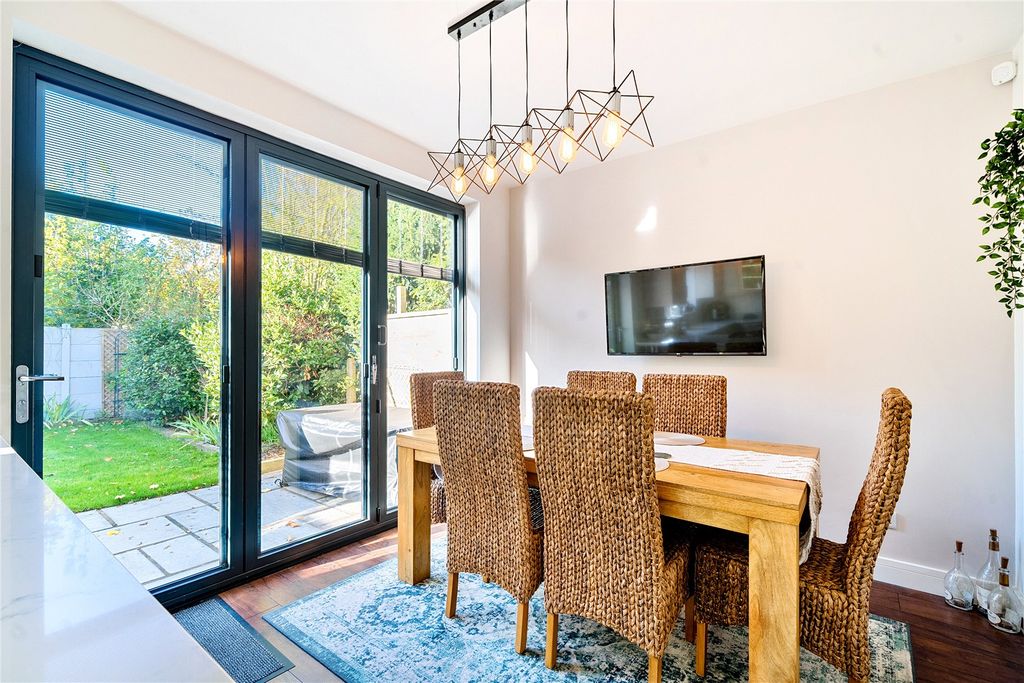 Property photo 3 of 18 Picture No. 05