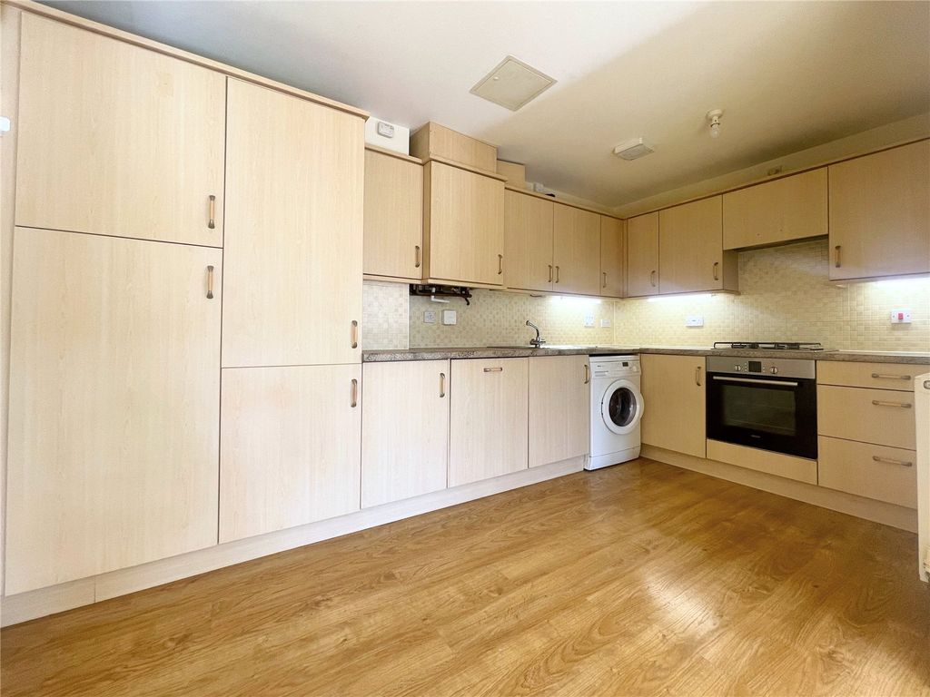 Property photo 2 of 13 Picture No. 05