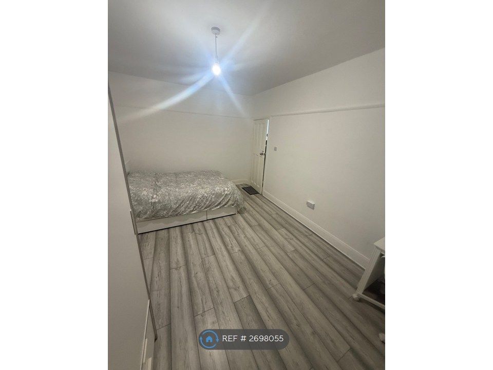 Property photo 2 of 3