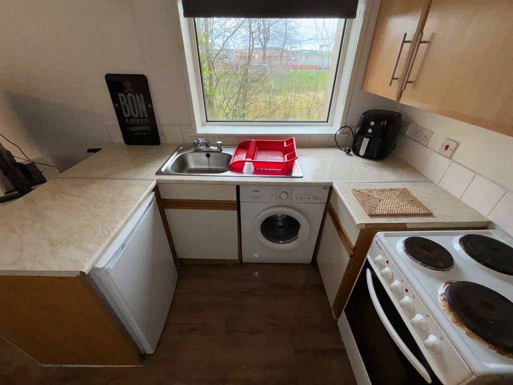 Property photo 3 of 5 3c.Jpg