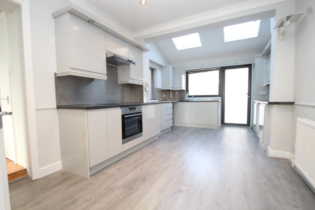 Property photo 2 of 13 0 General