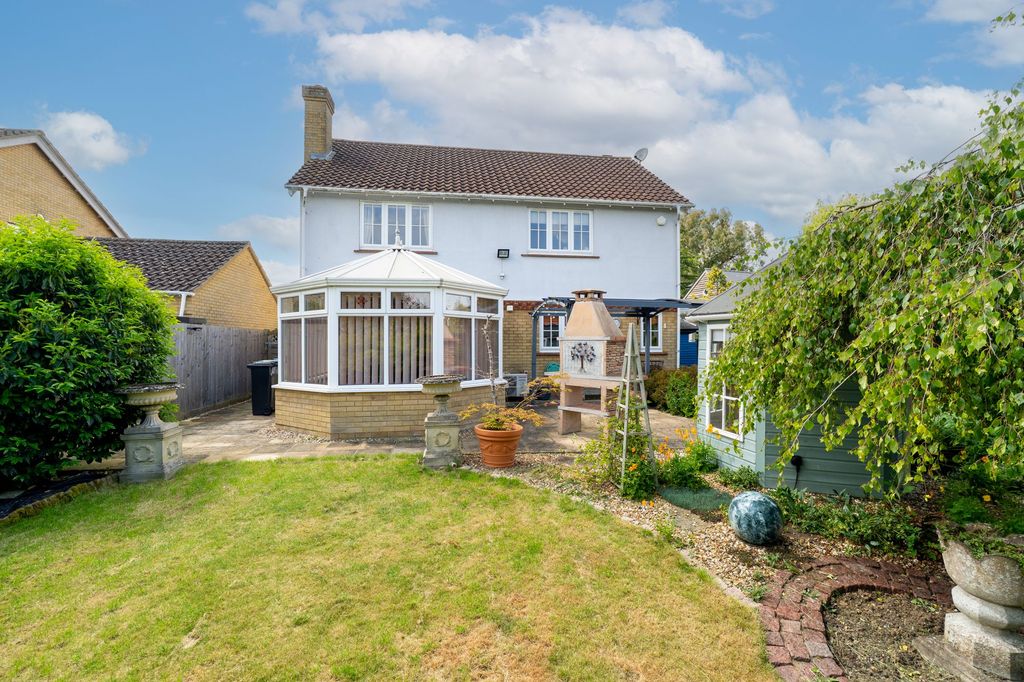 Property photo 1 of 24