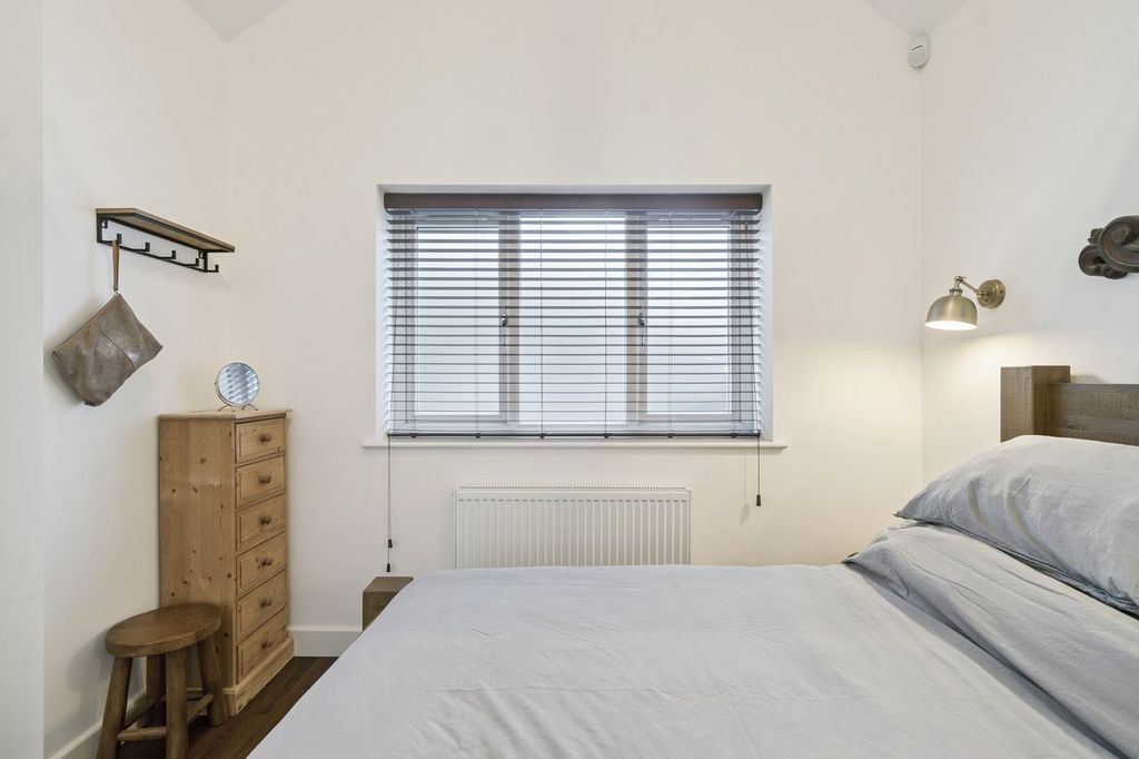 Additional image 15 of 4 bed detached house for saleWellesley Avenue, Iver SL0