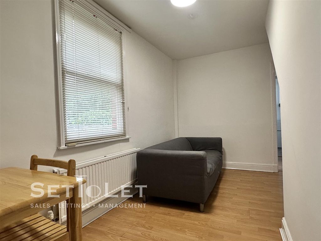 Property photo 3 of 9 Img_0574.Jpg