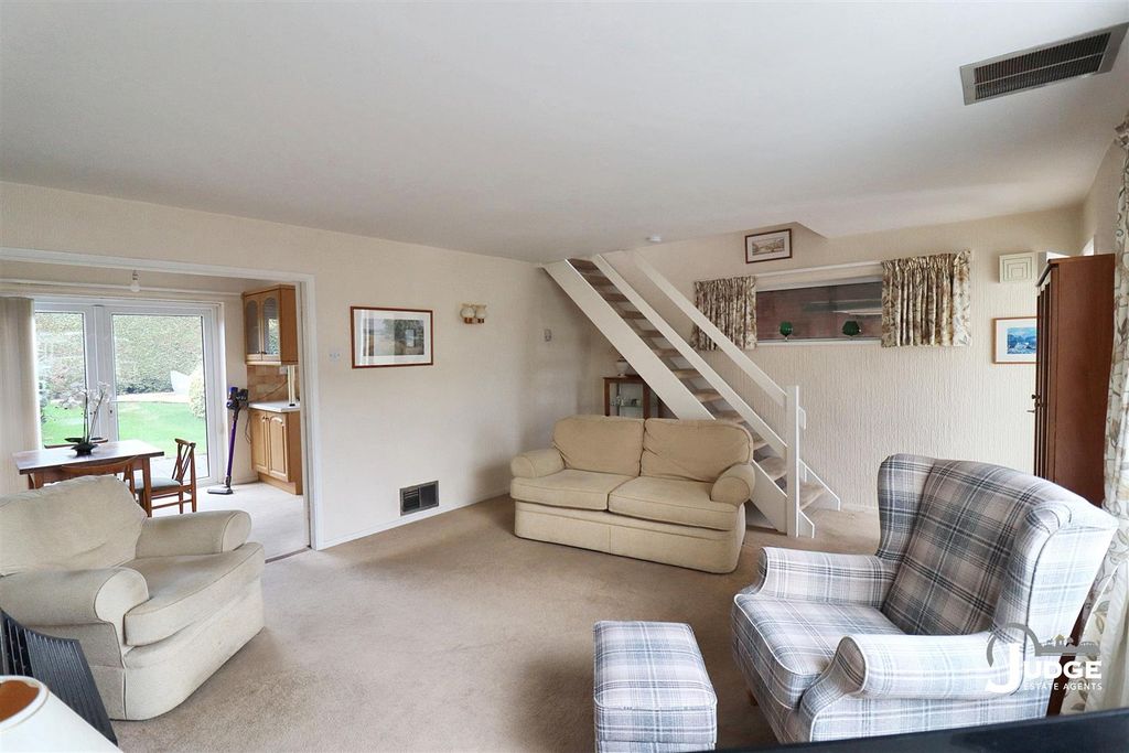 Property photo 3 of 32 Img_7221.Jpg