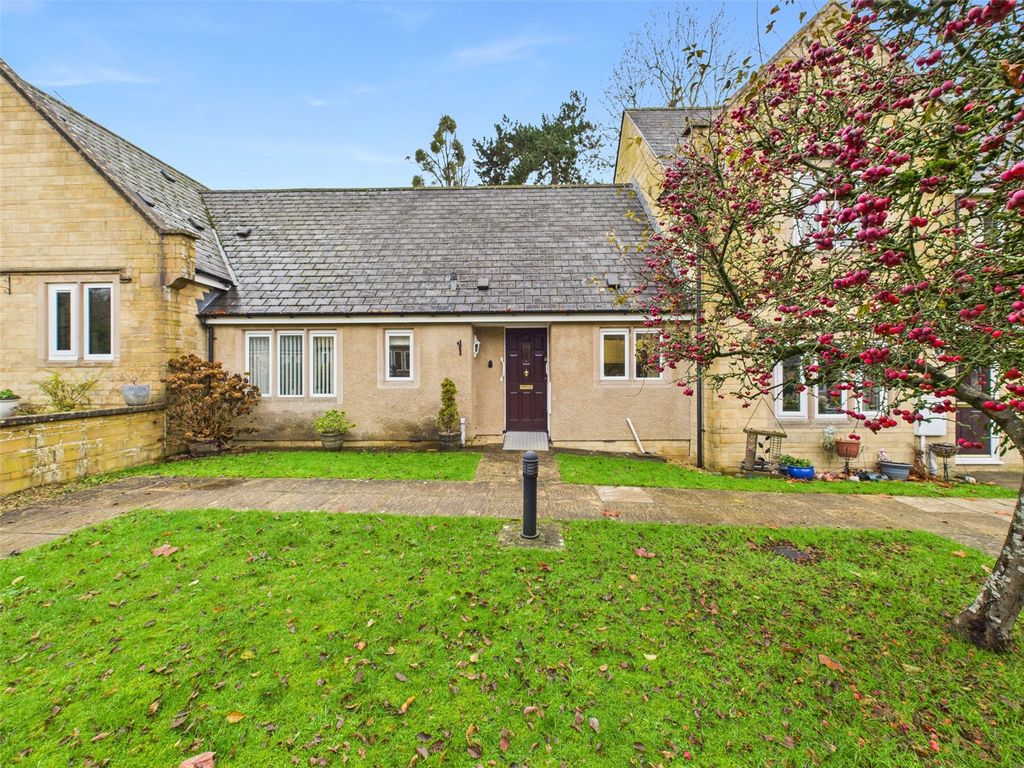 Property photo 1 of 16 Picture No. 12