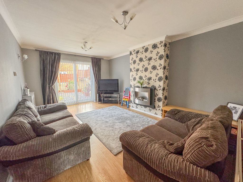 Property photo 3 of 21 Loinge