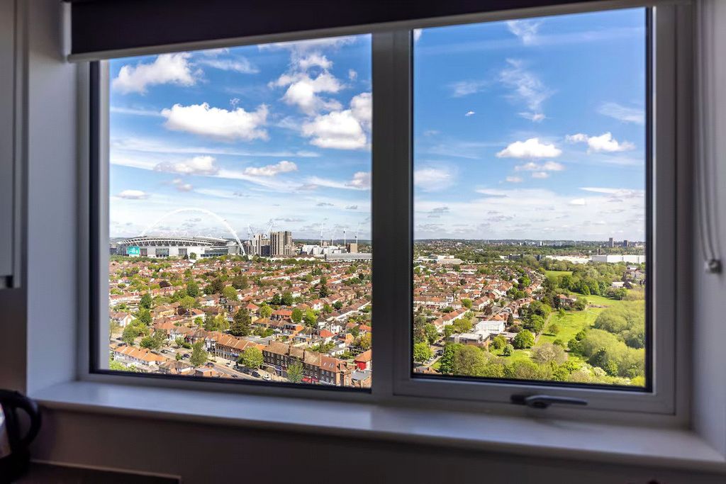 Property photo 3 of 7 Picture No. 08