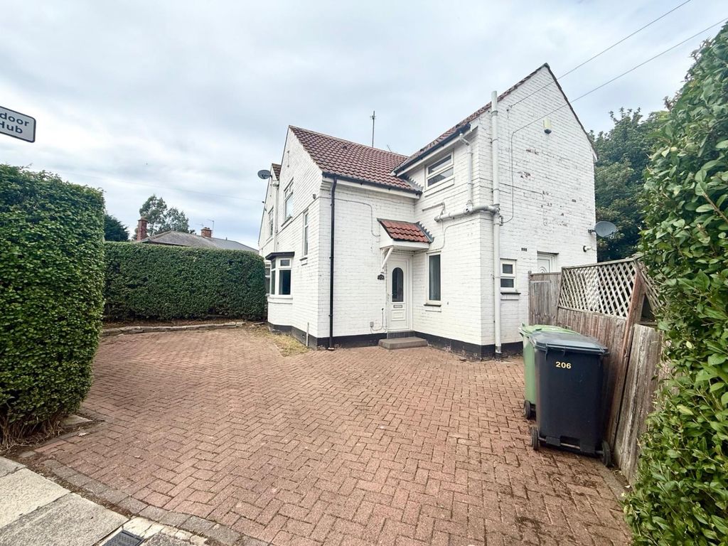 Property photo 1 of 15 457249E5-435F-45A0-B8A3-cc5F5d4289d6