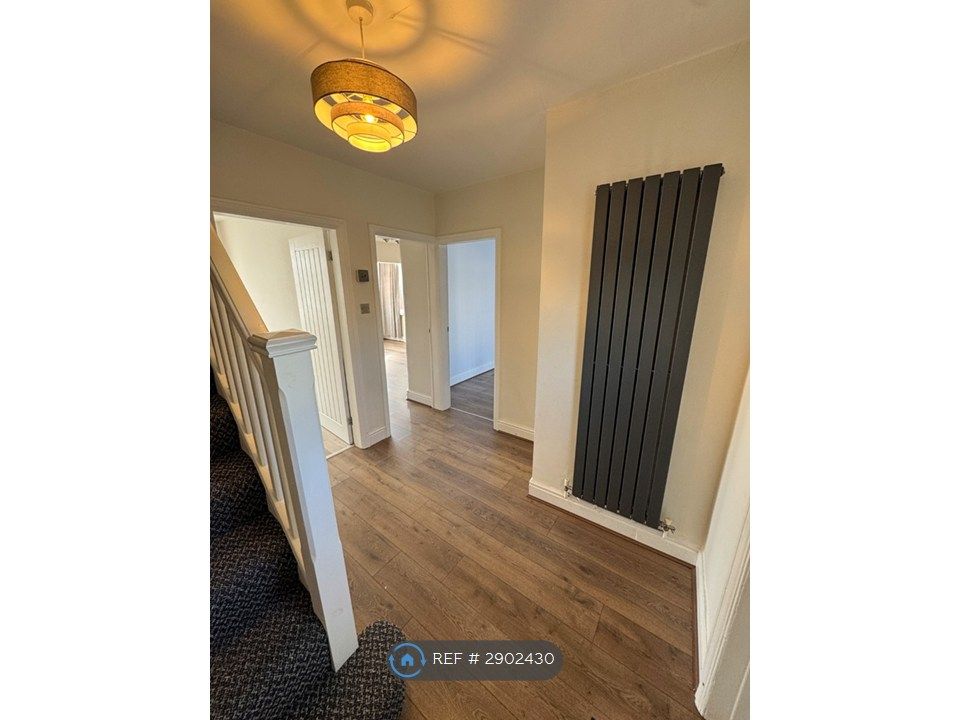 Property photo 3 of 35