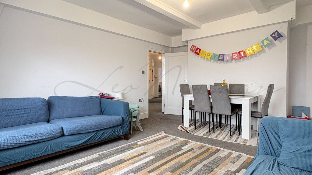 Property photo 3 of 20