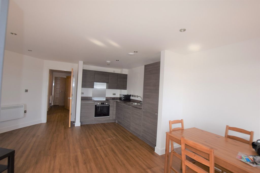 Property photo 2 of 4