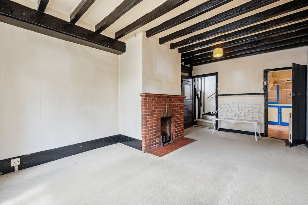 Property photo 3 of 16