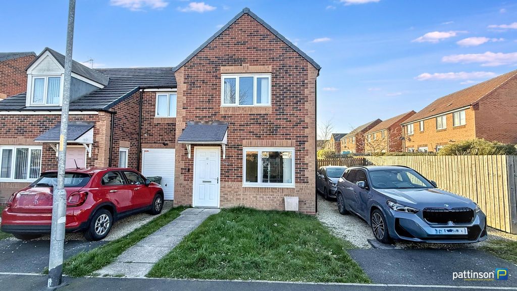 Property photo 1 of 21