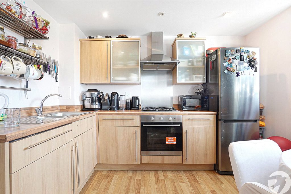 Property photo 2 of 14 Picture No. 02