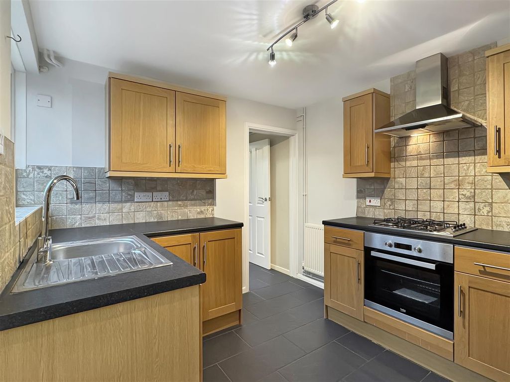 Property photo 3 of 18 Img (1).Jpg