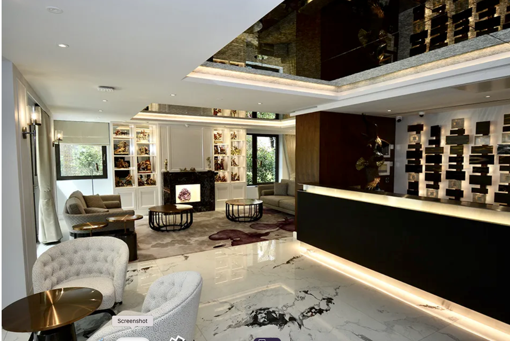 Property photo 1 of 4