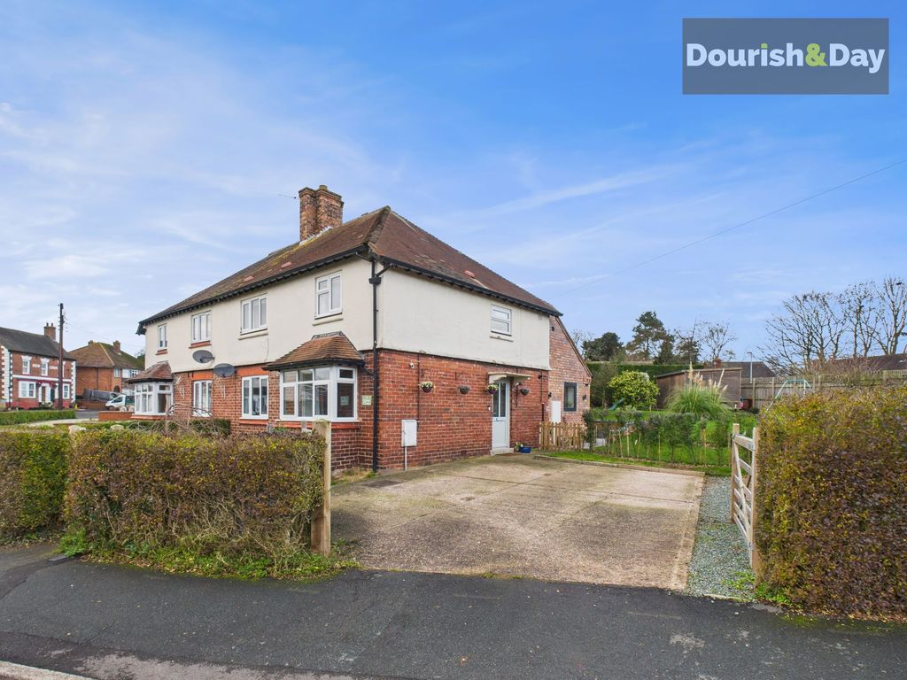 Property photo 2 of 35