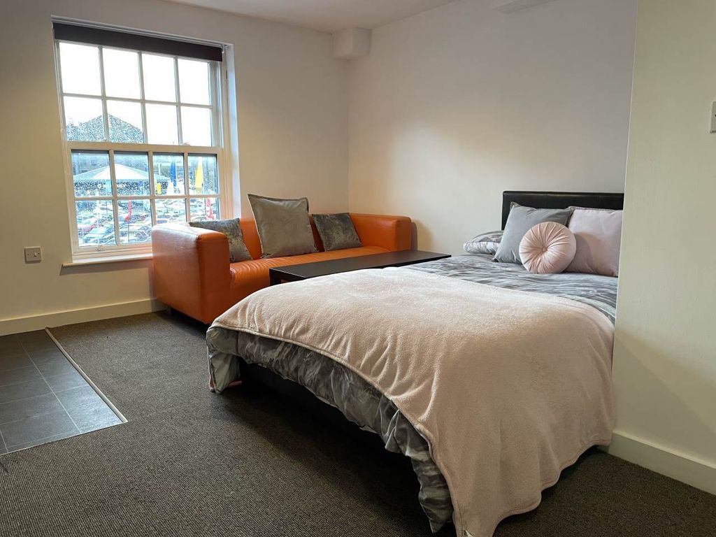 Property photo 3 of 4 Img_8112